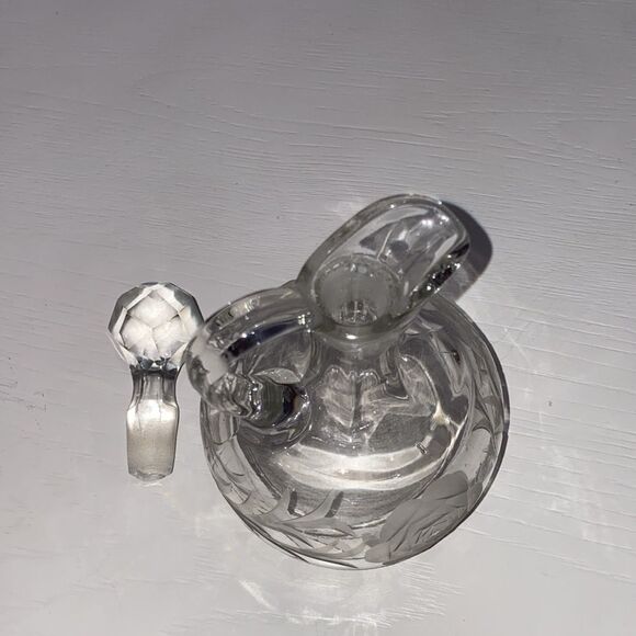 Vintage Etched Oil & Vinegar Cruet Faceted Stopper Etched  Floral Design - Picture 7 of 12